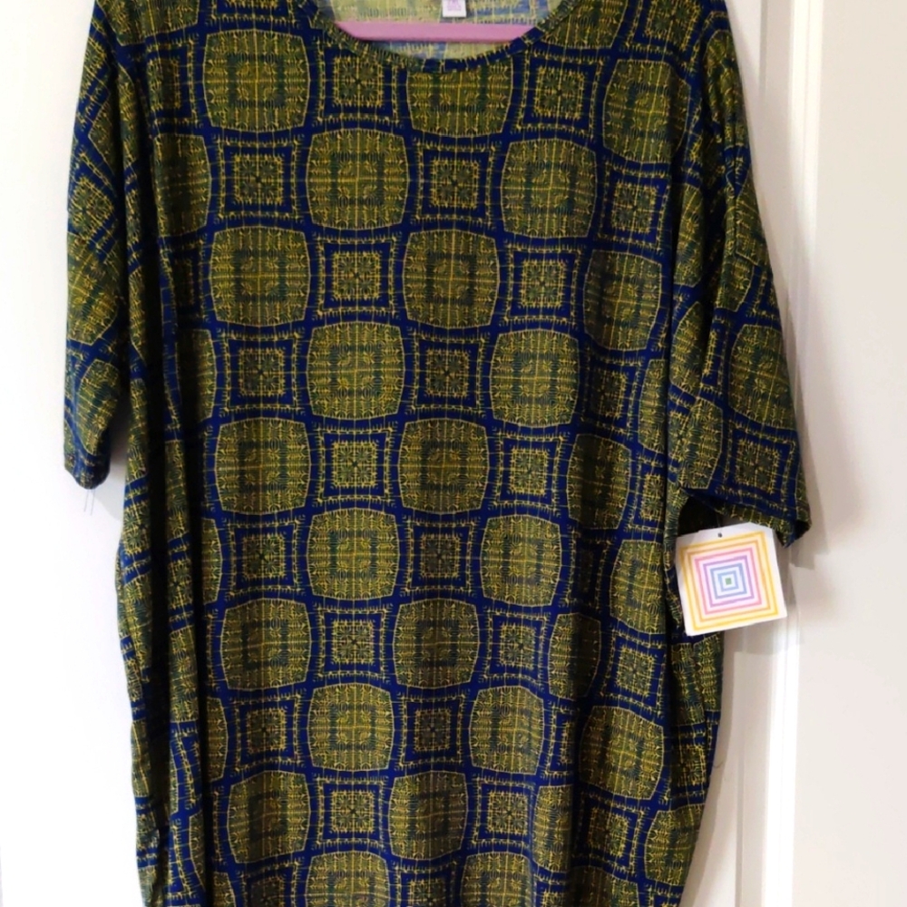 Geometric Patterned Shirt in Blue and Green